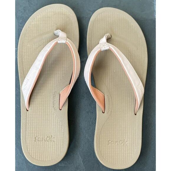 Sanuk Womens Cosmic Shores Peachy Keen 8 Water Friendly Excellent Condition - Picture 1 of 7